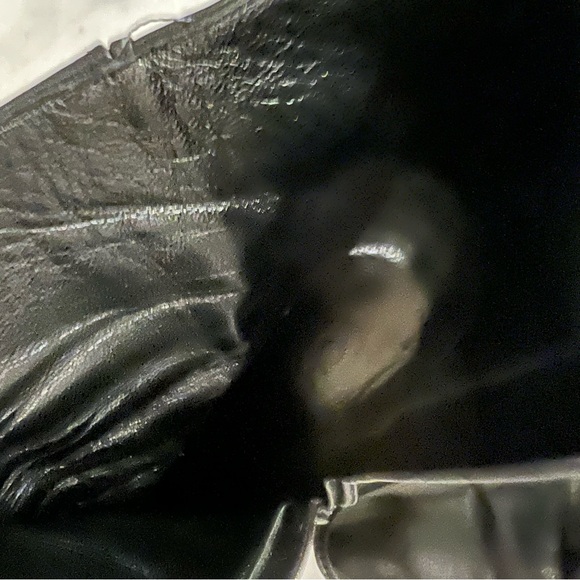 Chanel black leather booties with silver chain size 40 - Picture 10 of 11